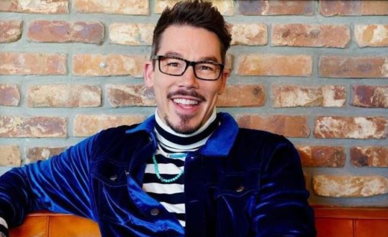Who is David Bromstad’s twin brother? What you should know 